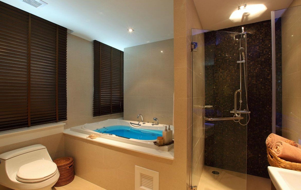 Kalim 3 bedroom / 3 bathroom Apartment for sale on Phuket in Thailand 3 bedroom / 3 bathroom Apartment in Kalim is on the market for sale, or re-sale.