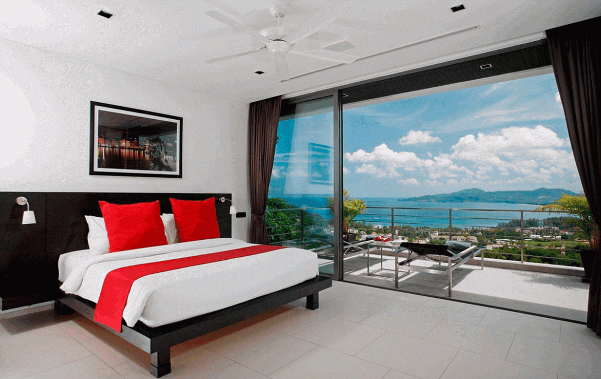 Surin Beach 5 bedroom / 5 bathroom Villa for sale on Phuket 5 bedroom / 5 bathroom Villa in Surin Beach is available for sale, or re-sale.